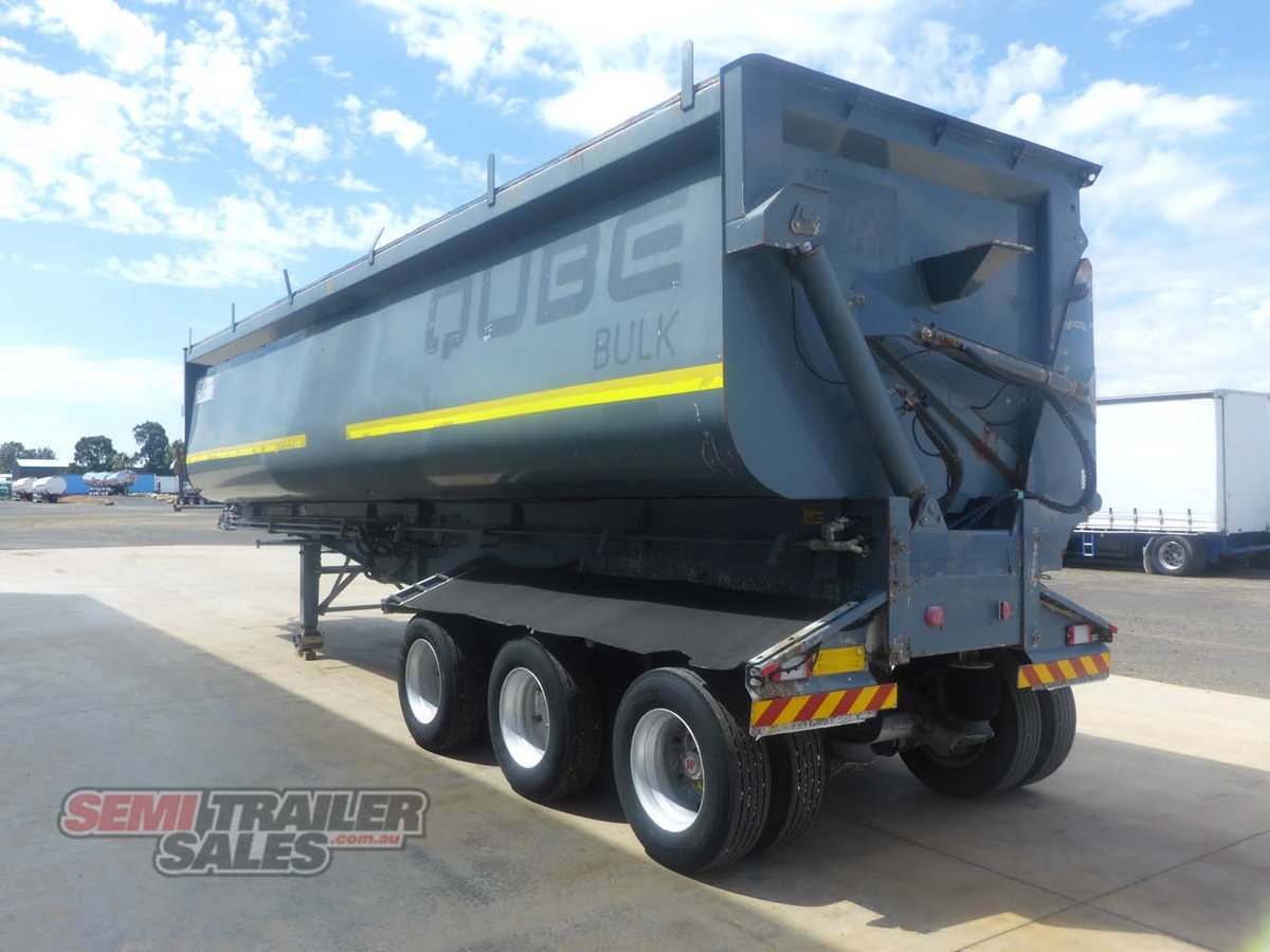 2009 HOWARD PORTER TRI AXLE SIDE TIPPER
