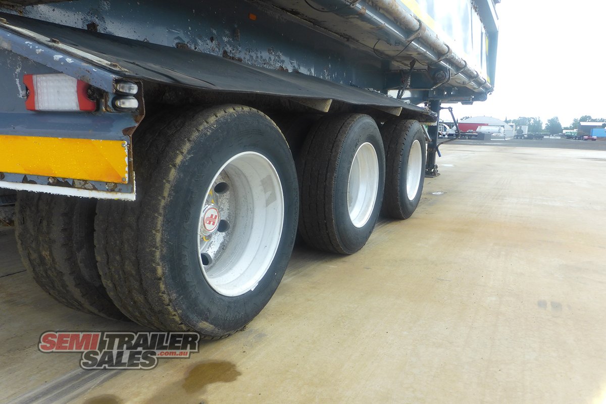 2018 HOWARD PORTER TRI AXLE SIDE TIPPER TRAILER