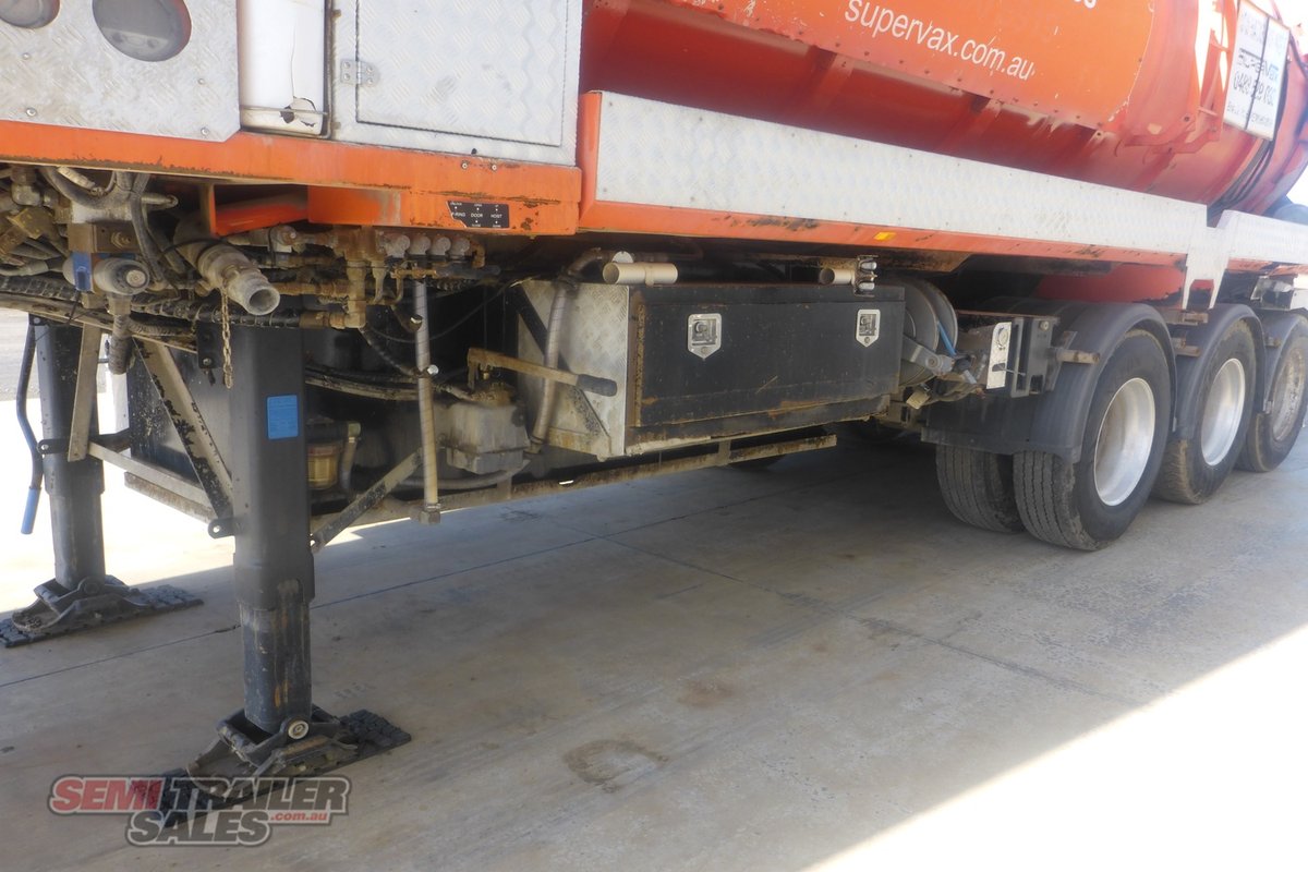 2009 VAWDREY VACUUM TANKER