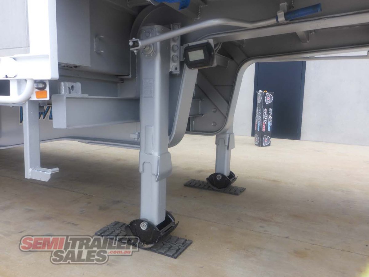07/2023 VAWDREY 12 PALLET DROPDECK A TRAILER