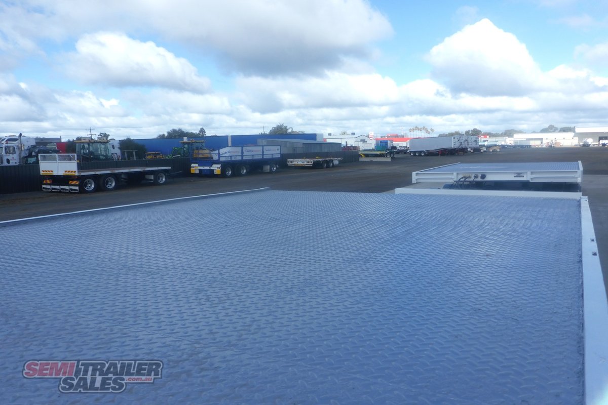 07/2021 VAWDREY 34 PALLET DOUBLE DROPDECK SET