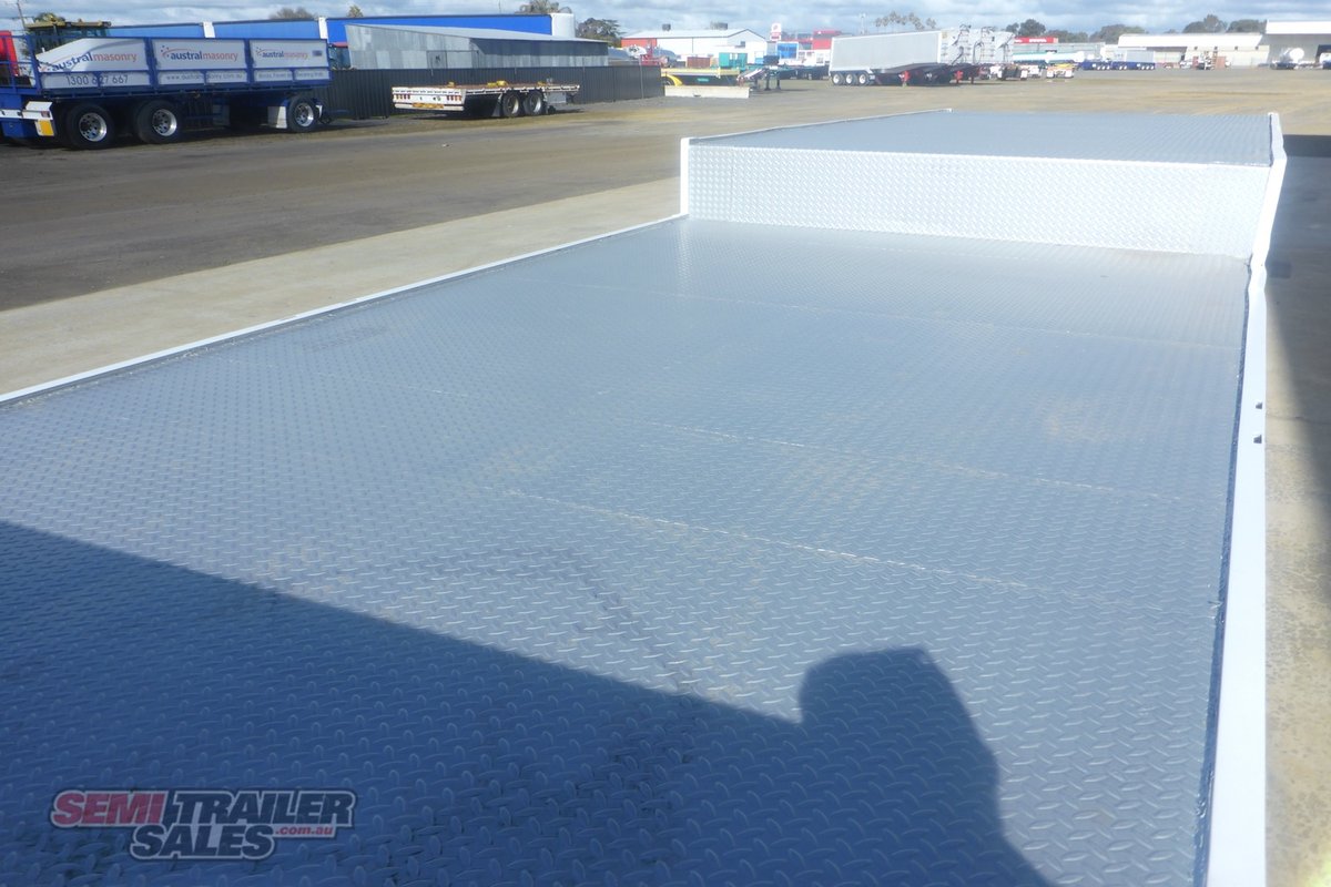 07/2021 VAWDREY 34 PALLET DOUBLE DROPDECK SET
