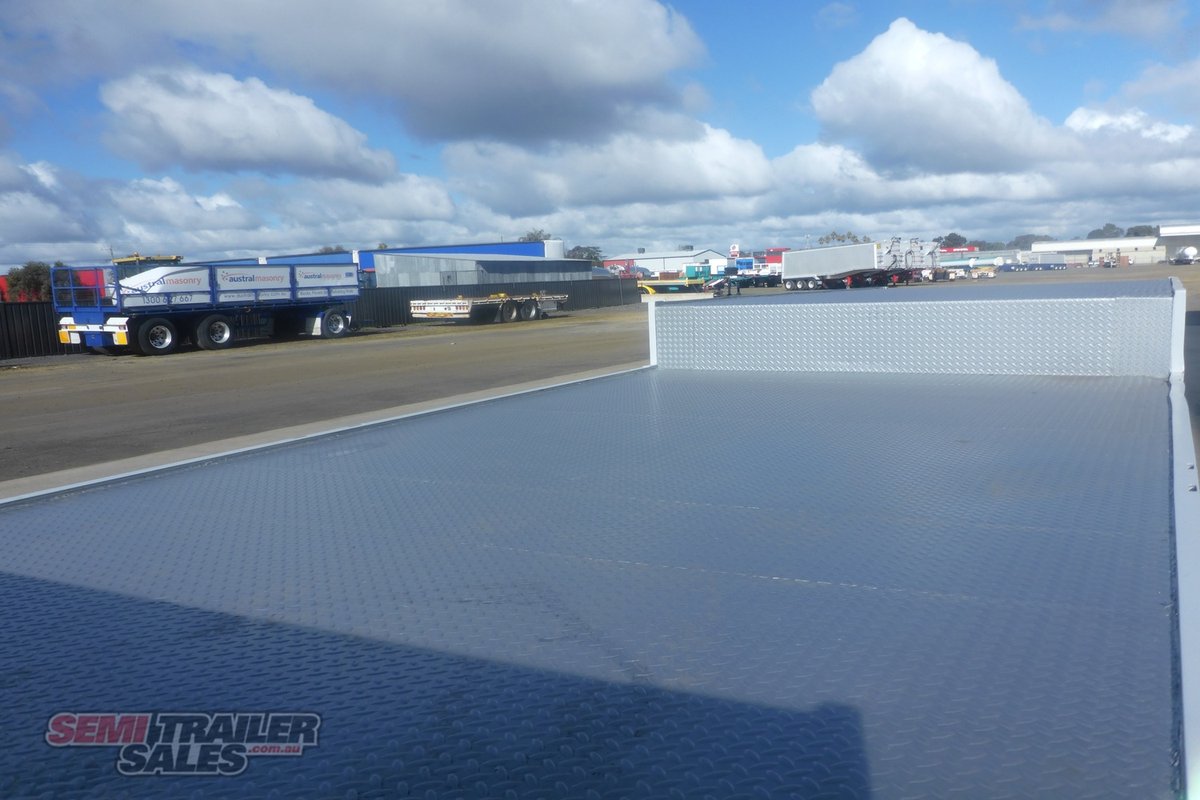 07/2021 VAWDREY 34 PALLET DOUBLE DROPDECK SET