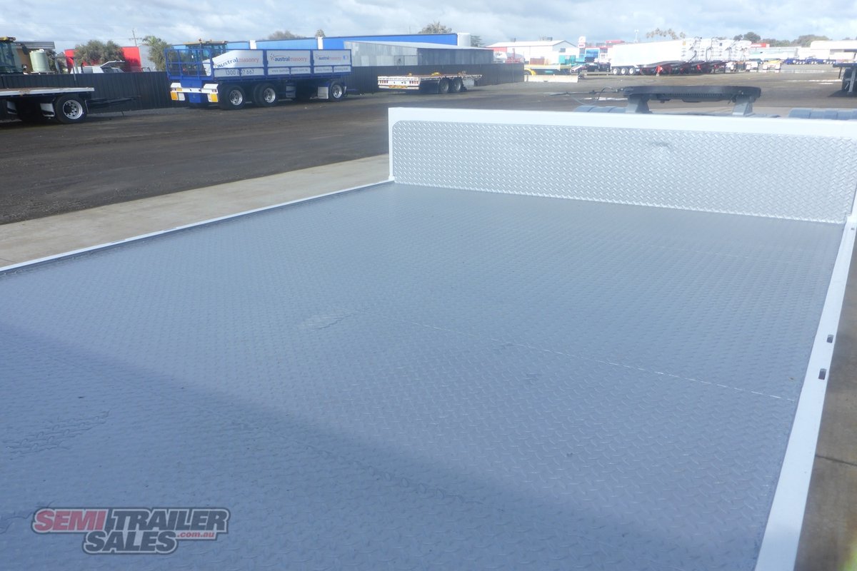 07/2021 VAWDREY 12 PALLET DOUBLE DROPDECK A TRAILER