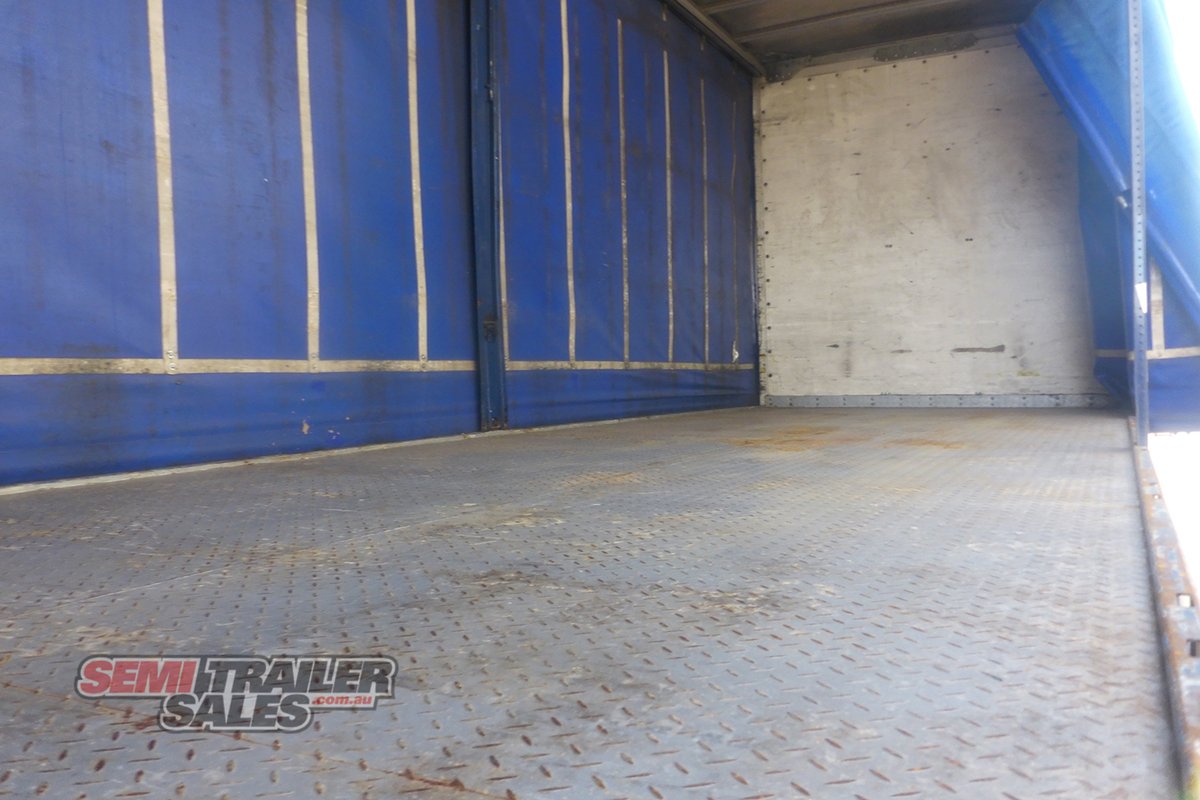 2010 CIMC 12 PALLET CURTAINSIDER A TRAILER