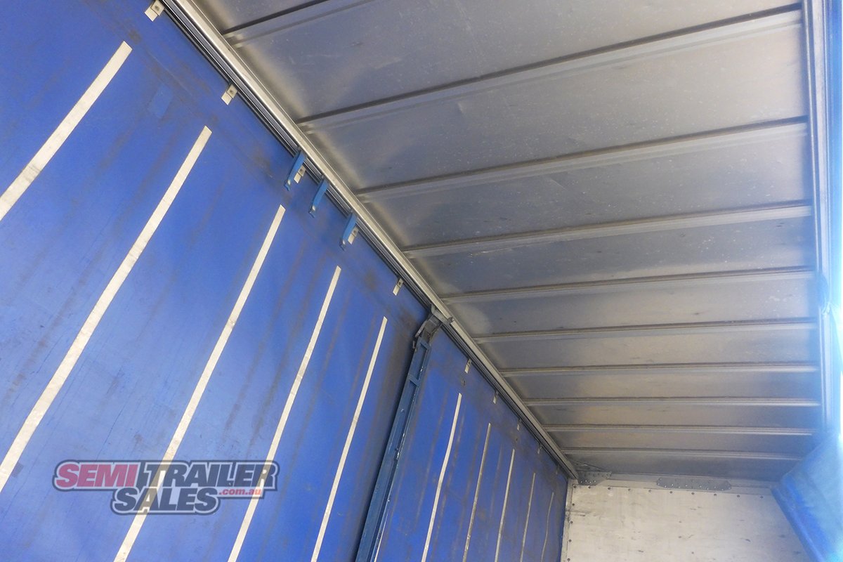2010 CIMC 12 PALLET CURTAINSIDER A TRAILER