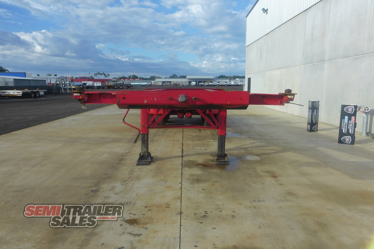1997 FREIGHTER SKEL A TRAILER