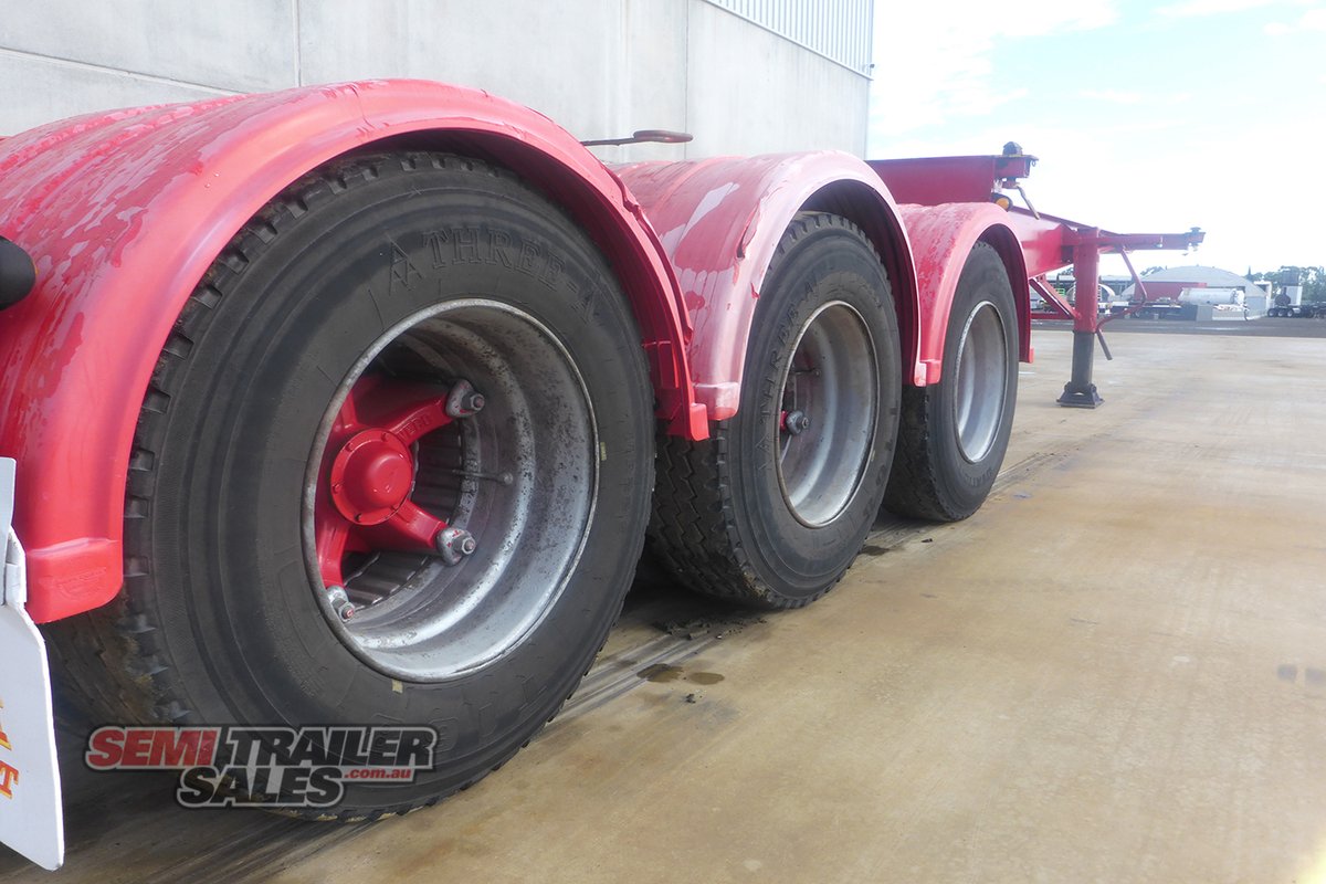 1997 FREIGHTER SKEL A TRAILER