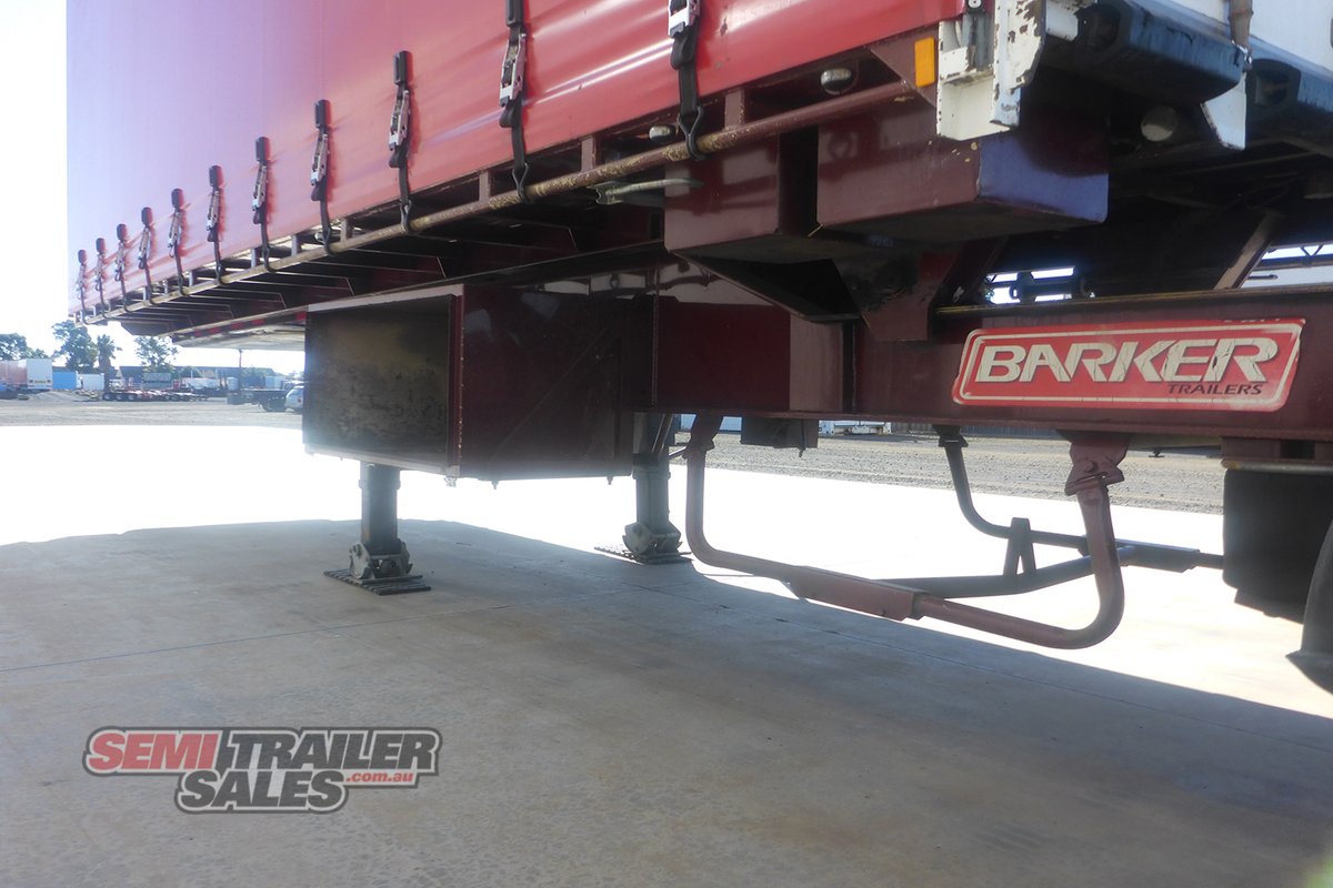07/2007 BARKER 12 PALLET ROLLBACK CURTAINSIDER A TRAILER