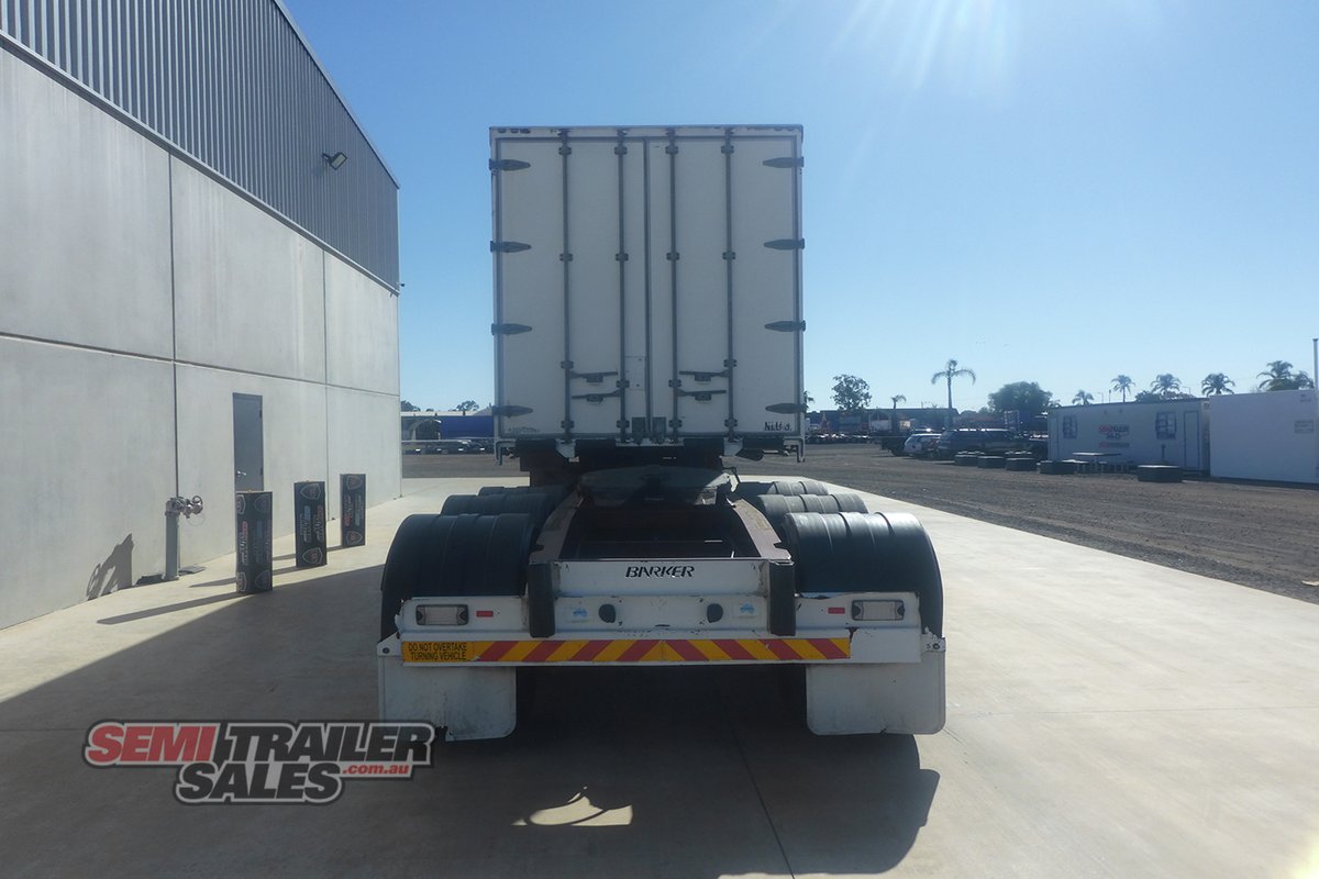 07/2007 BARKER 12 PALLET ROLLBACK CURTAINSIDER A TRAILER