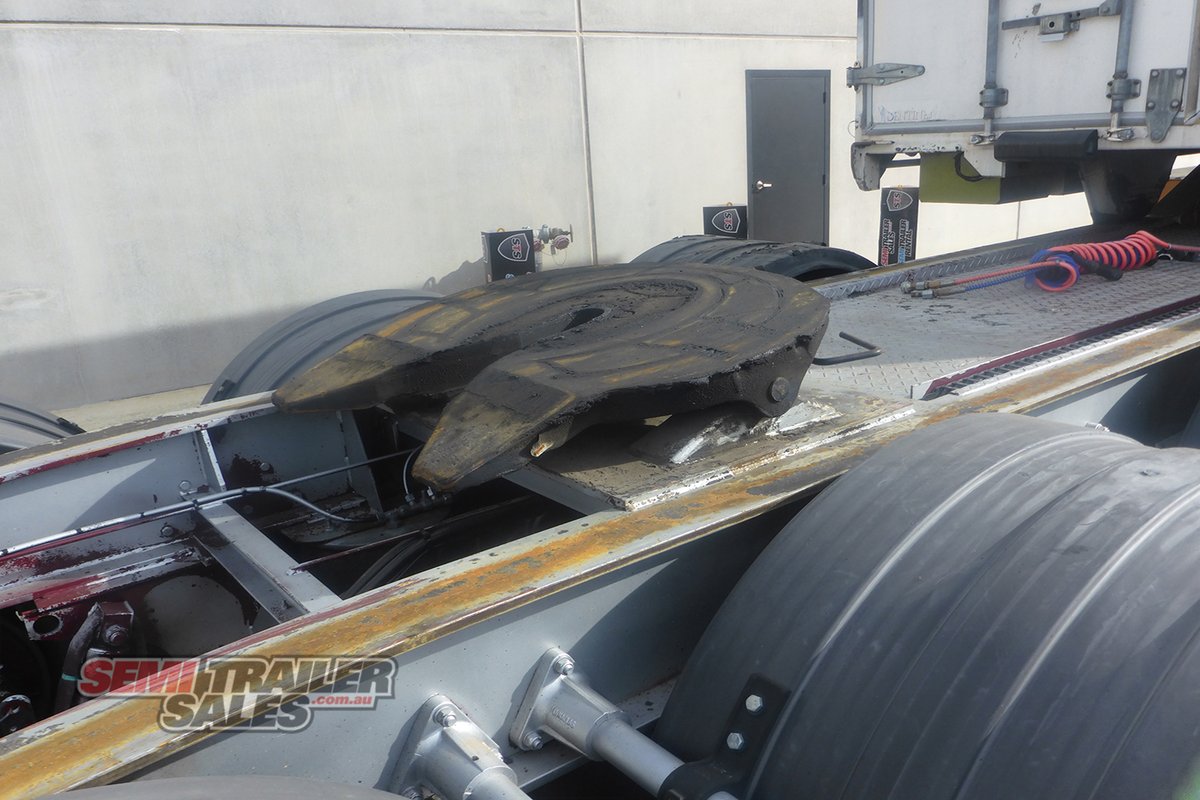 2007 BARKER 12 PALLET ROLLBACK CURTAINSIDER A TRAILER