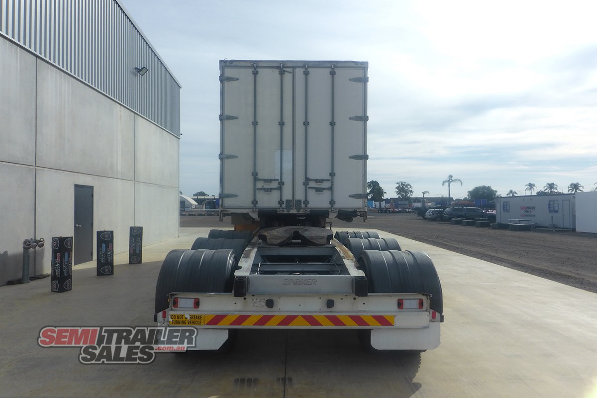 2007 BARKER 12 PALLET ROLLBACK CURTAINSIDER A TRAILER