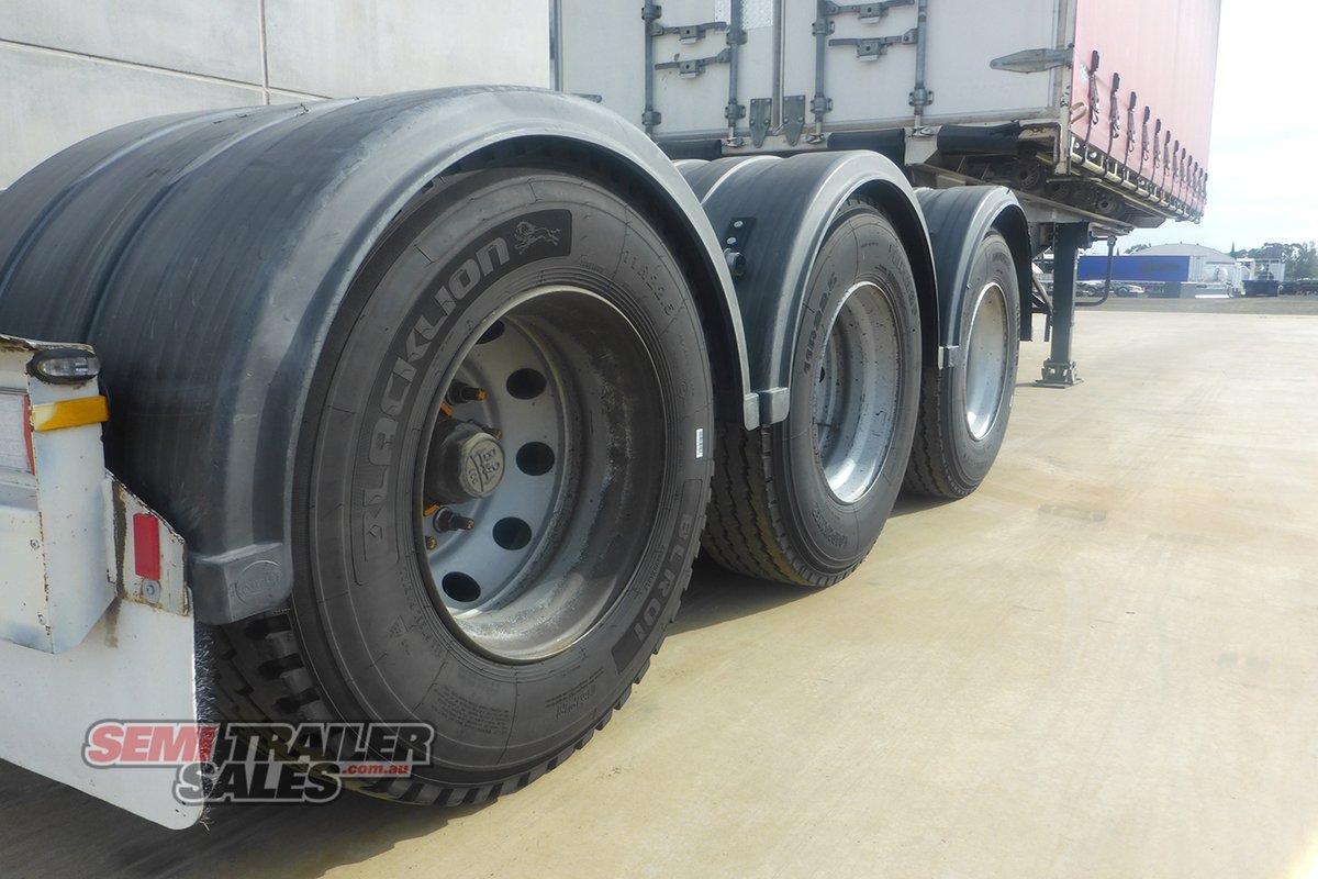 2007 BARKER 12 PALLET ROLLBACK CURTAINSIDER A TRAILER