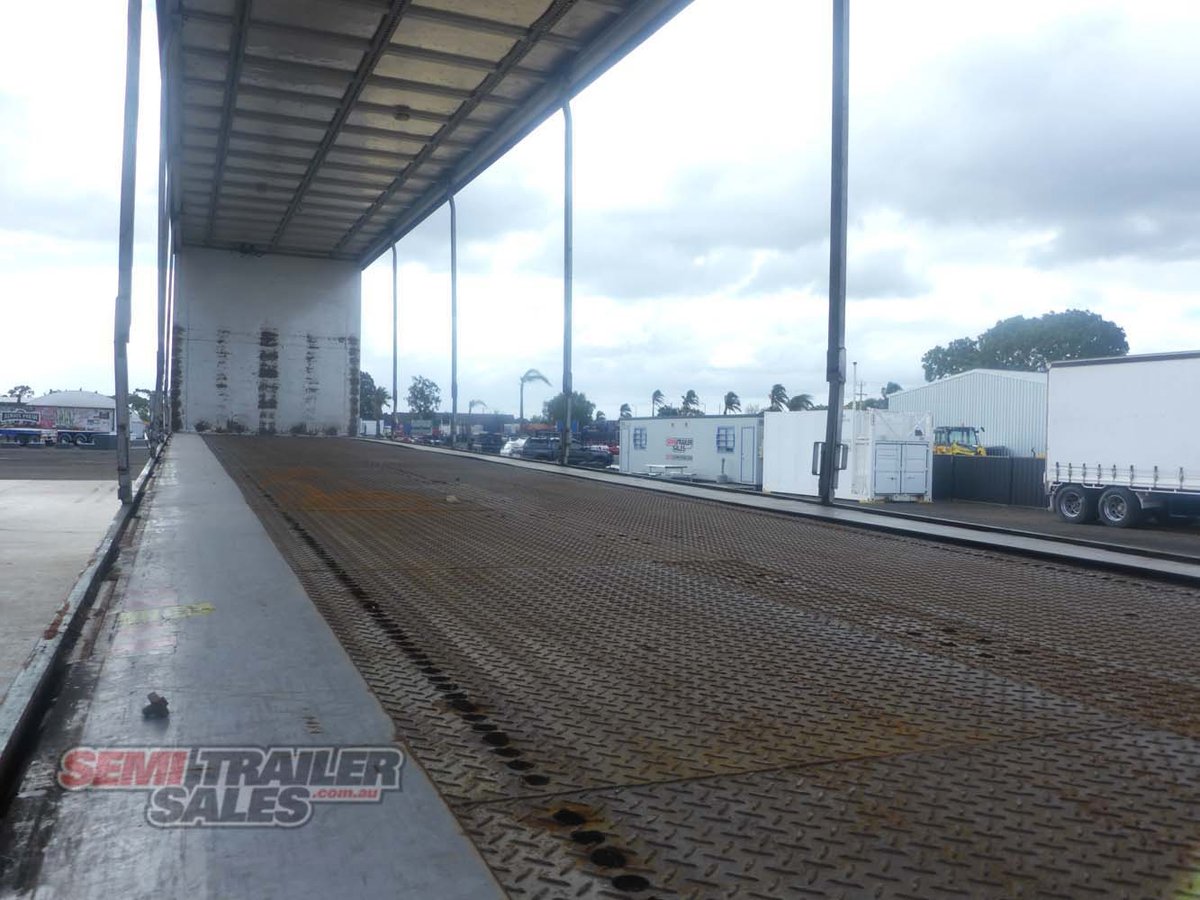 09/2010 MAXITRANS 24 PALLET CURTAINSIDER TRAILER
