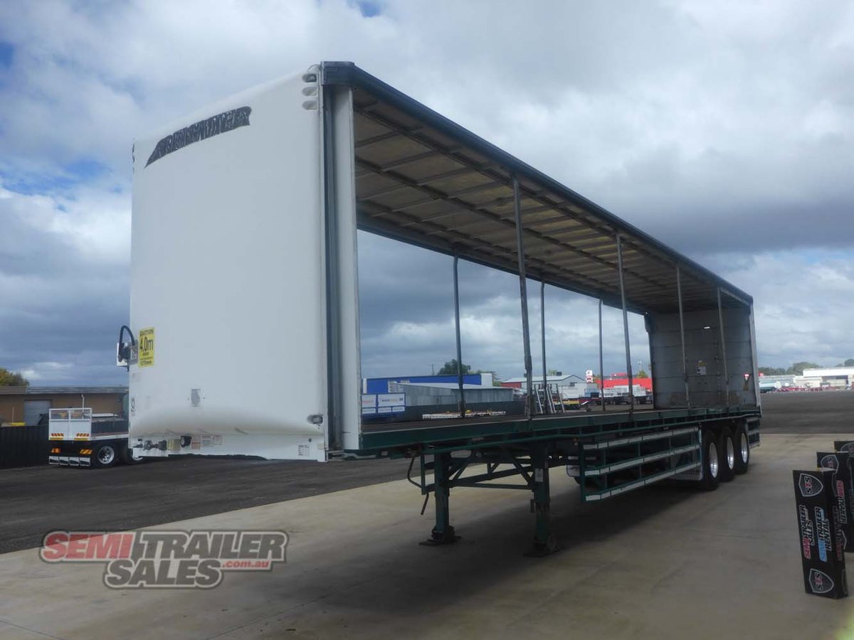 09/2010 MAXITRANS 24 PALLET CURTAINSIDER TRAILER