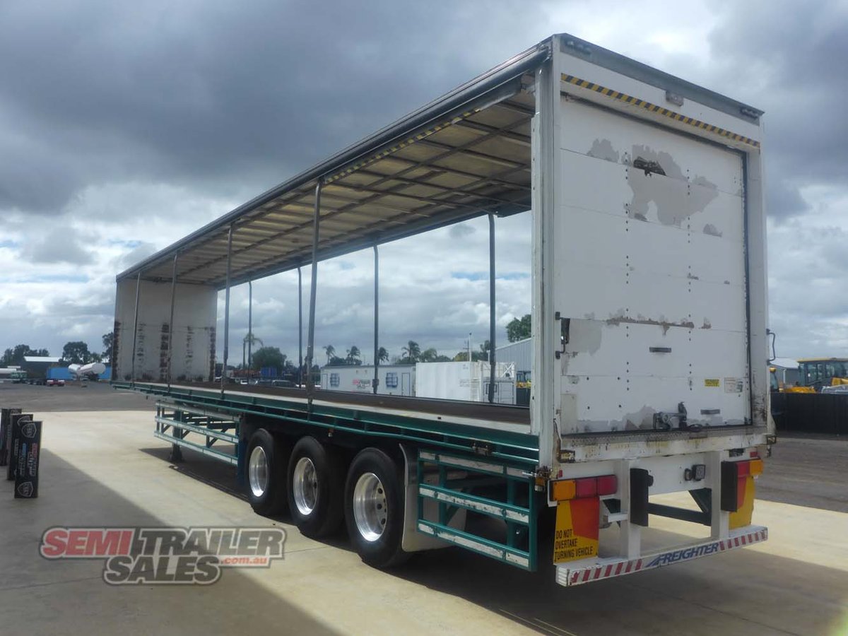 09/2010 MAXITRANS 24 PALLET CURTAINSIDER TRAILER