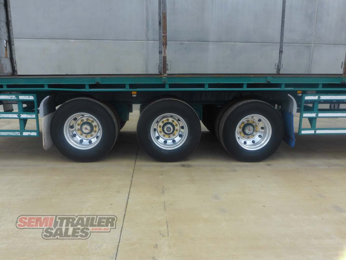 09/2010 MAXITRANS 24 PALLET CURTAINSIDER TRAILER