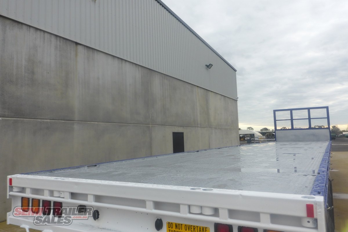 06/2006 KRUEGER 45FT-69FT FLAT TOP EXTENDABLE TRAILER