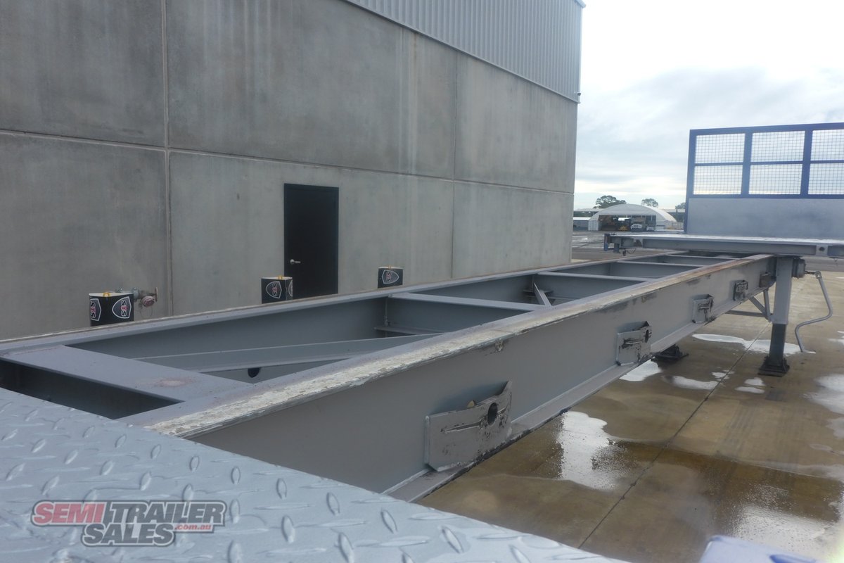 06/2006 KRUEGER 45FT-69FT FLAT TOP EXTENDABLE TRAILER