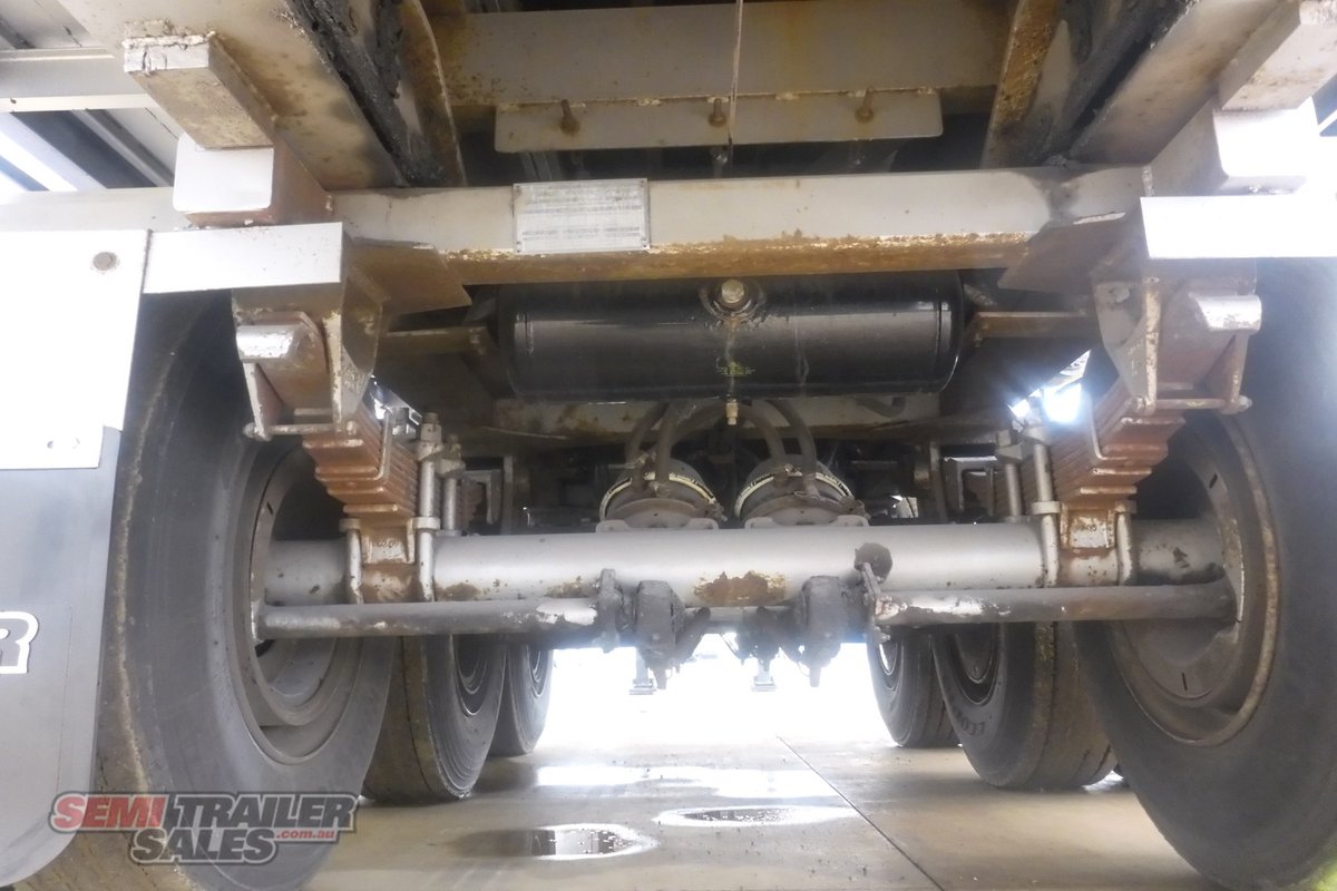 06/2006 KRUEGER 45FT-69FT FLAT TOP EXTENDABLE TRAILER