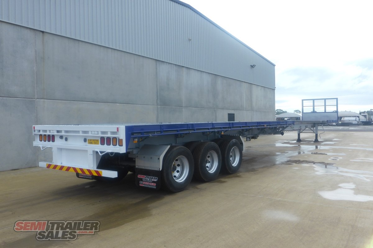 06/2006 KRUEGER 45FT-69FT FLAT TOP EXTENDABLE TRAILER