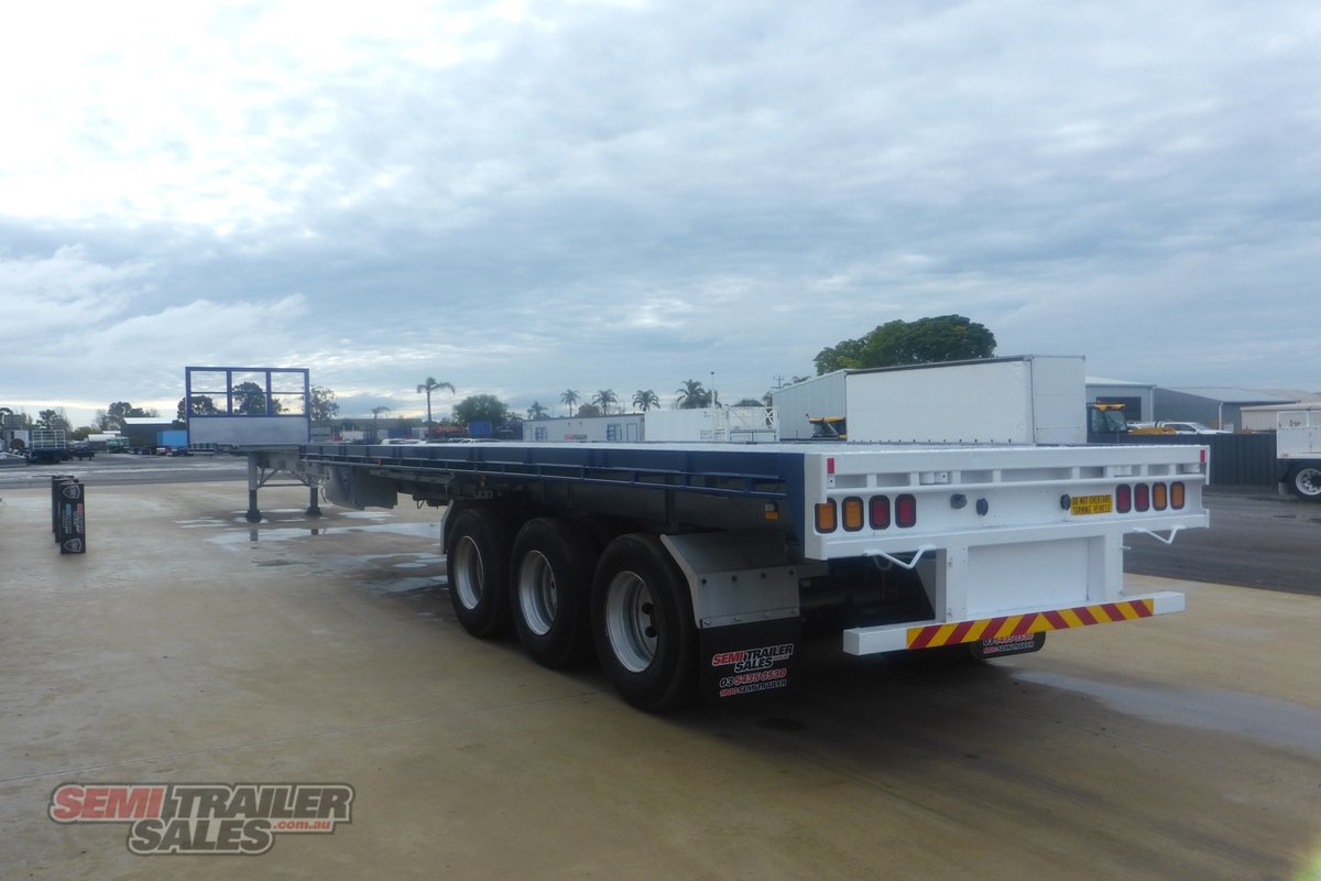 06/2006 KRUEGER 45FT-69FT FLAT TOP EXTENDABLE TRAILER