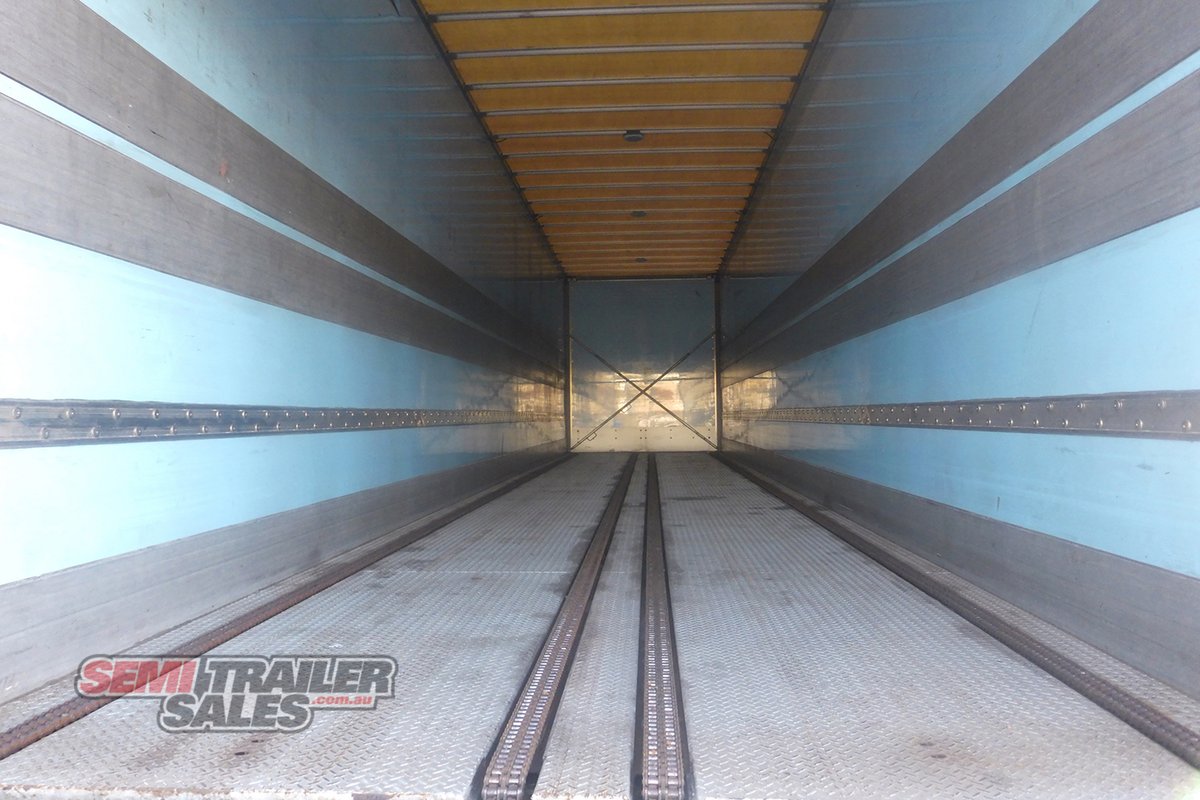 2020 MAXITRANS CHAIN DRIVEN FLOOR 24 PALLET PANTECH TRAILER