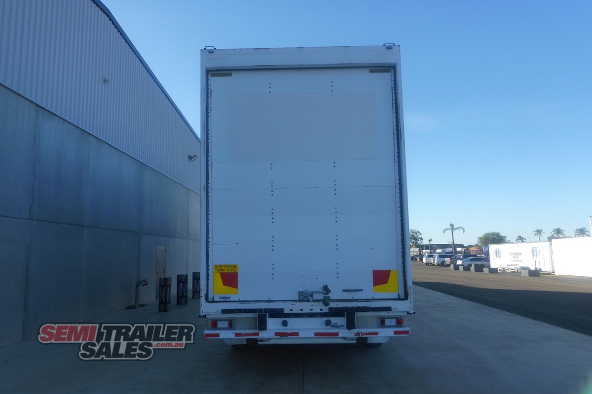 2020 MAXITRANS CHAIN DRIVEN FLOOR 24 PALLET PANTECH TRAILER