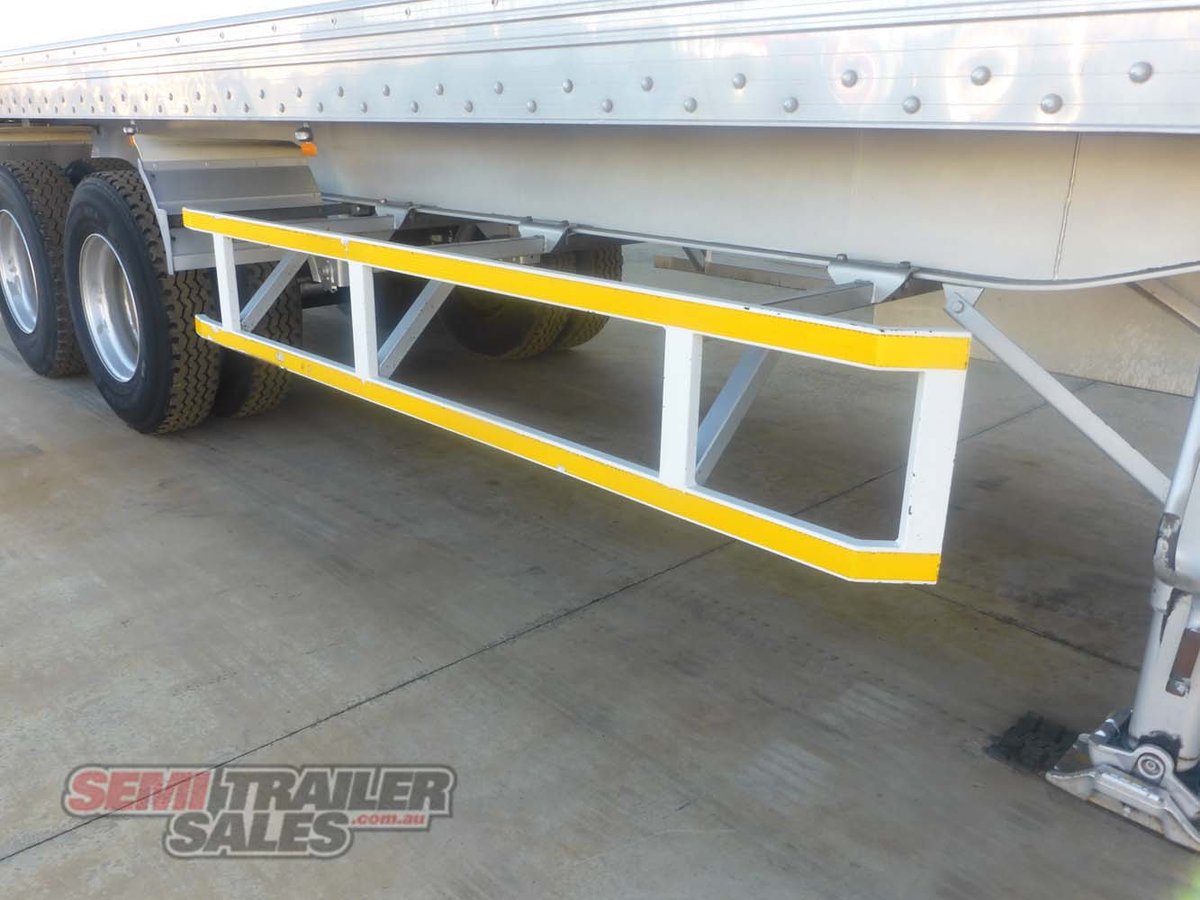 2015 VAWDREY 16 PALLET PANTECH TRAILER 
