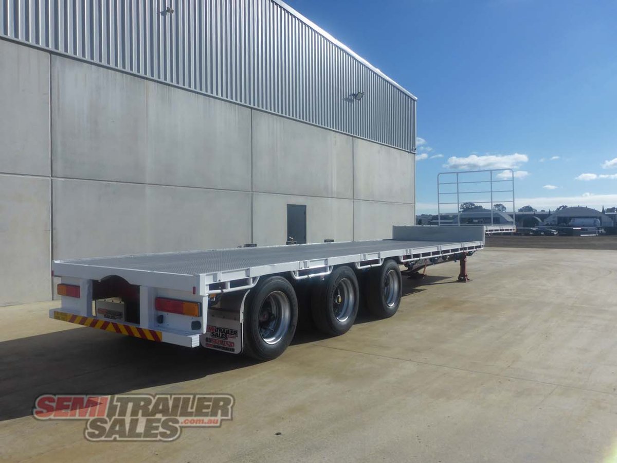 2005 MAXITRANS 22 PALLET DROPDECK TRAILER