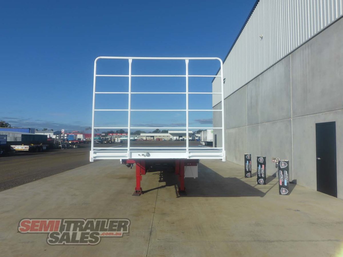 2005 MAXITRANS 22 PALLET DROPDECK TRAILER