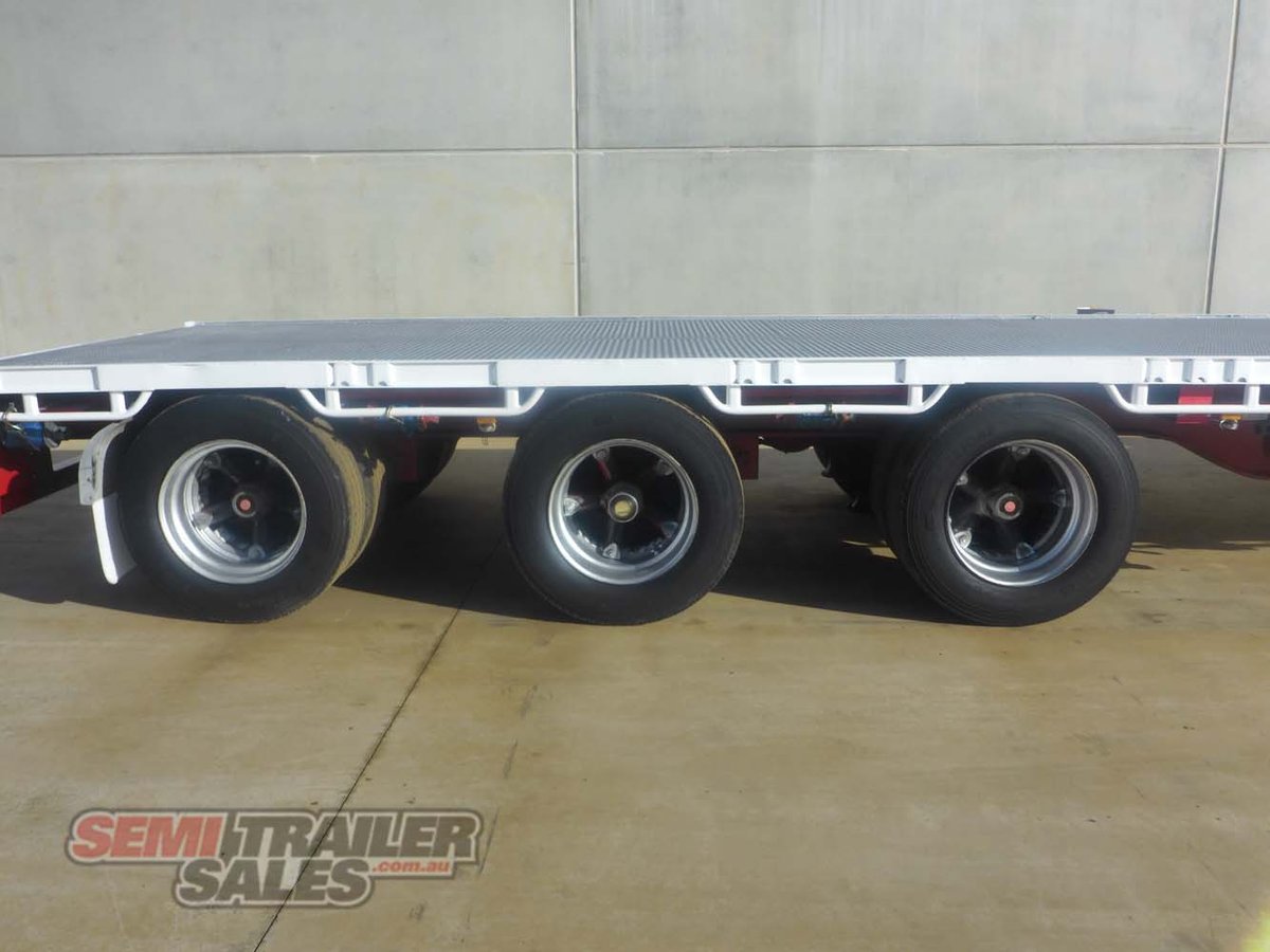 2005 MAXITRANS 22 PALLET DROPDECK TRAILER