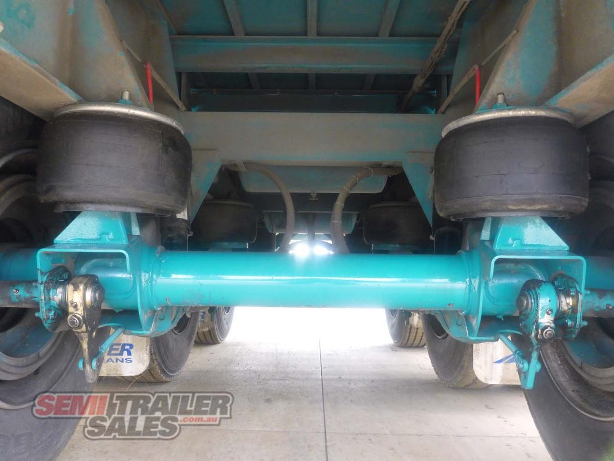 08/2006 MAXITRANS 22 PALLET CURTAINSIDER TRAILER