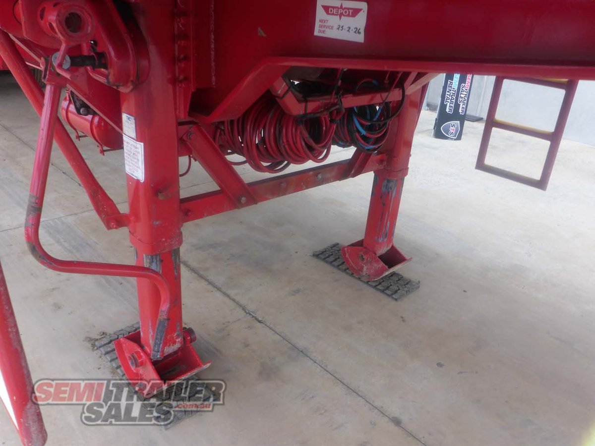 11/1999 HAULMARK 48FT-77FT EXTENDABLE FLAT TOP TRAILER