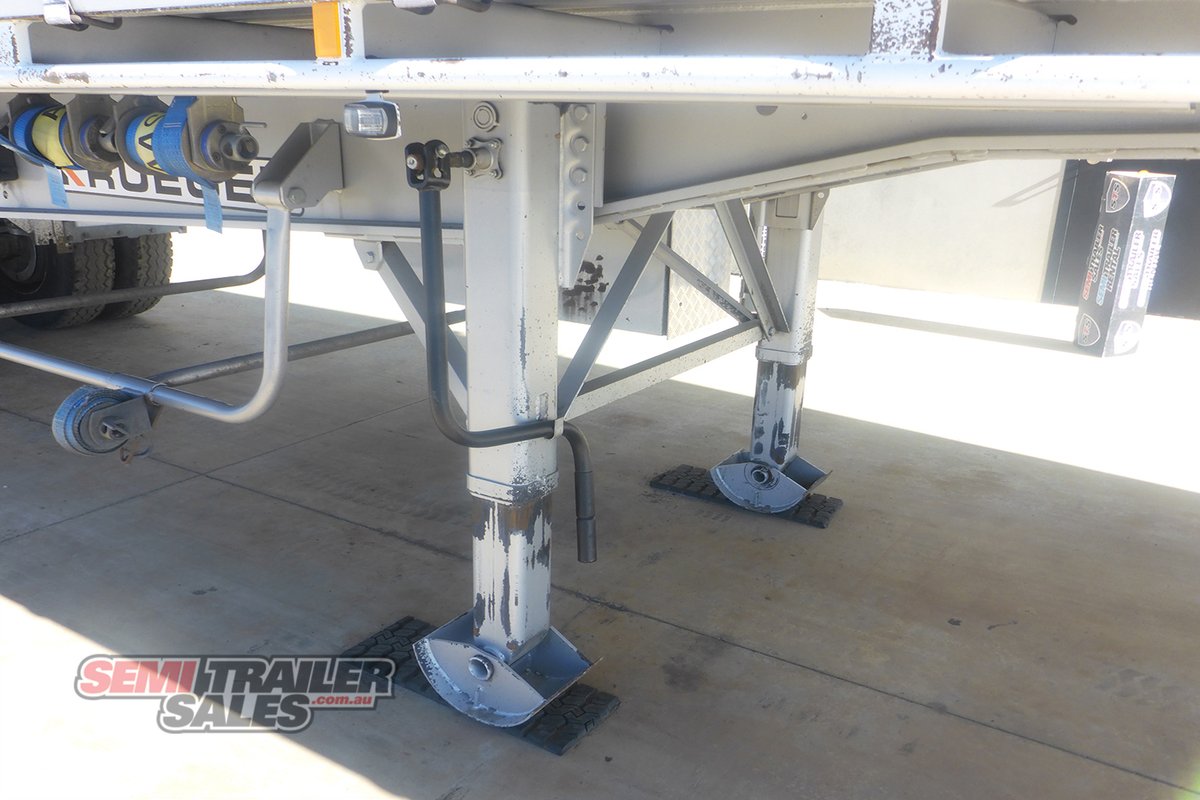 2020 KRUEGER 12 PALLET FLAT TOP CURTAINSIDER A TRAILER