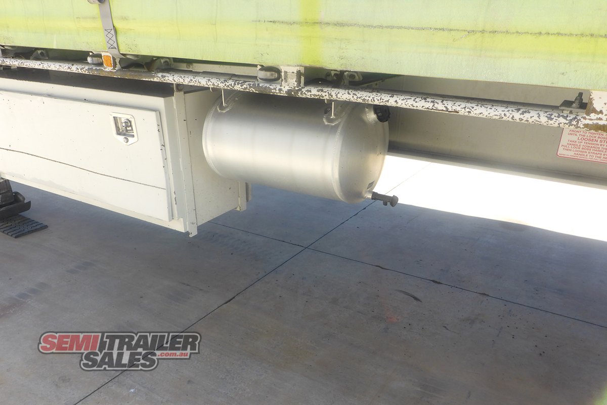 2009 VAWDREY 22 PALELT CURTAINSIDER TRAILER