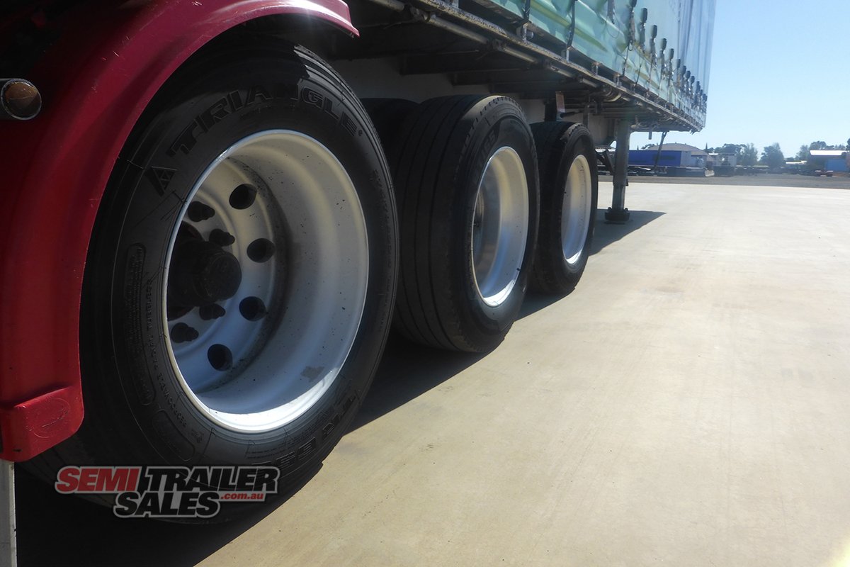 2009 VAWDREY 22 PALELT CURTAINSIDER TRAILER