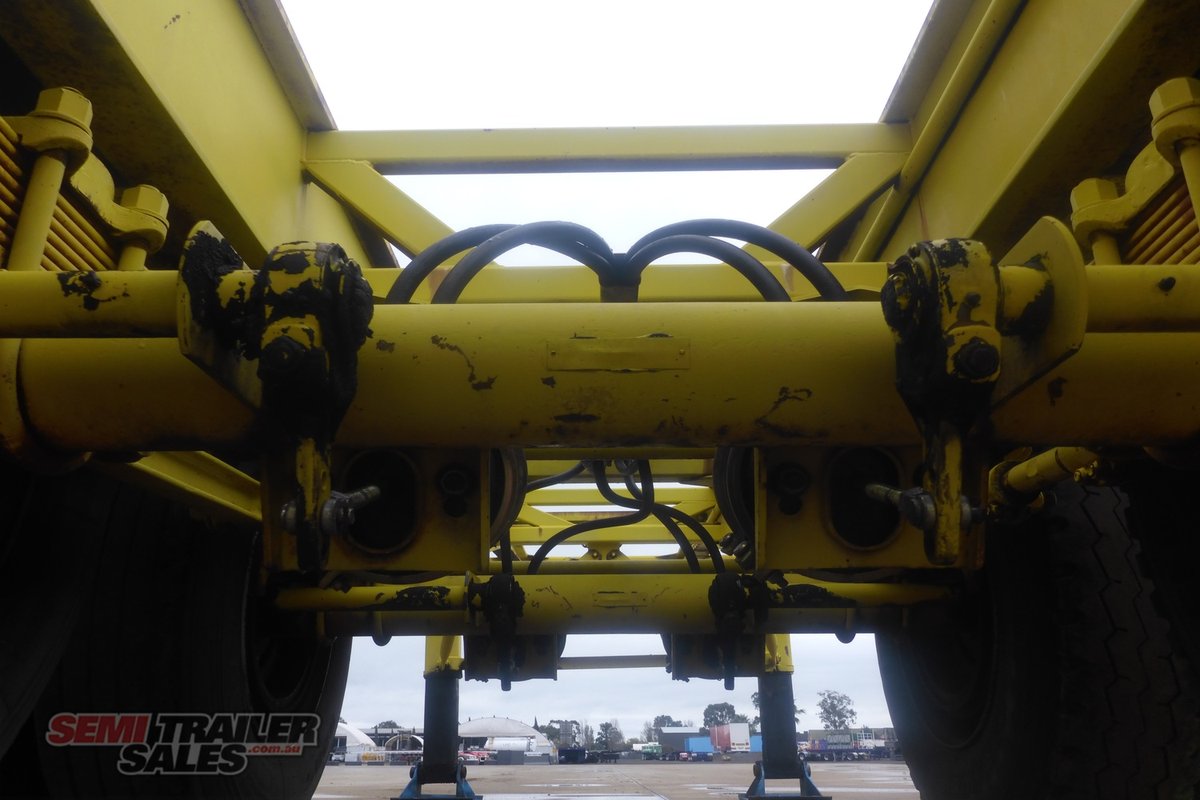11/1995 KRUEGER 20FT SKEL TRAILER