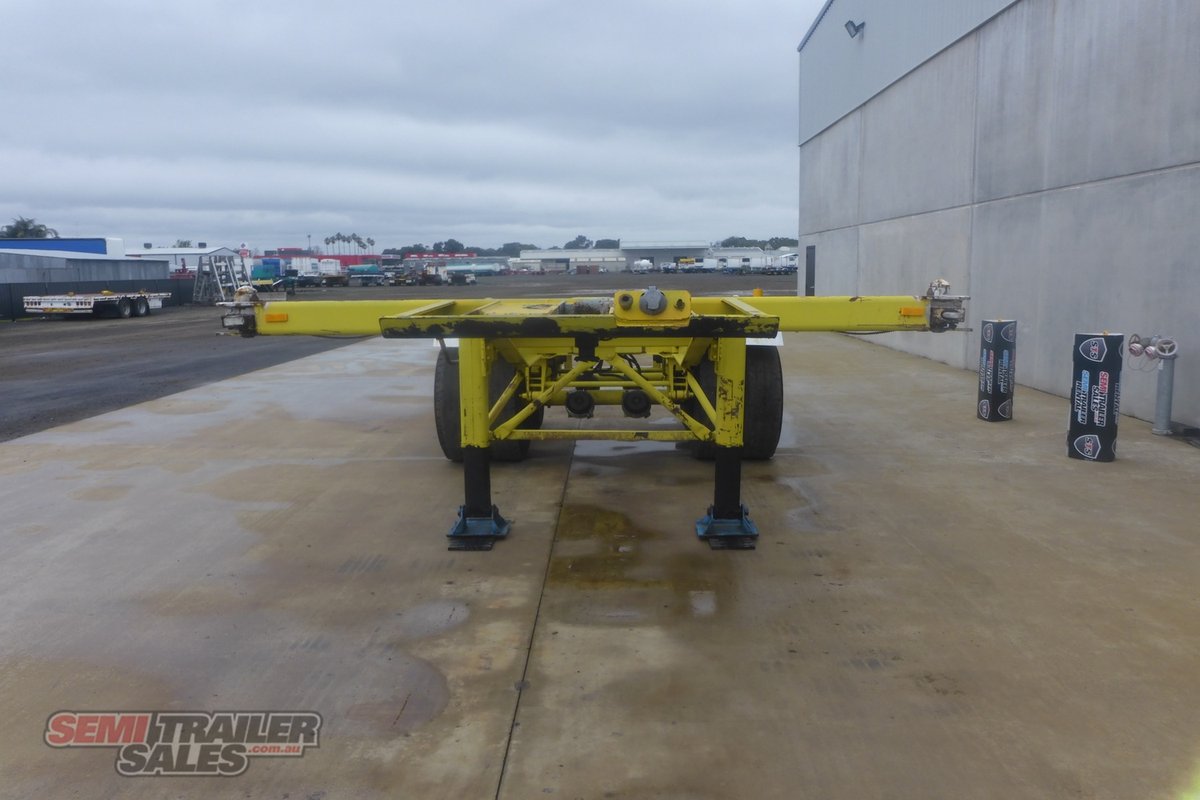 11/1995 KRUEGER 20FT SKEL TRAILER