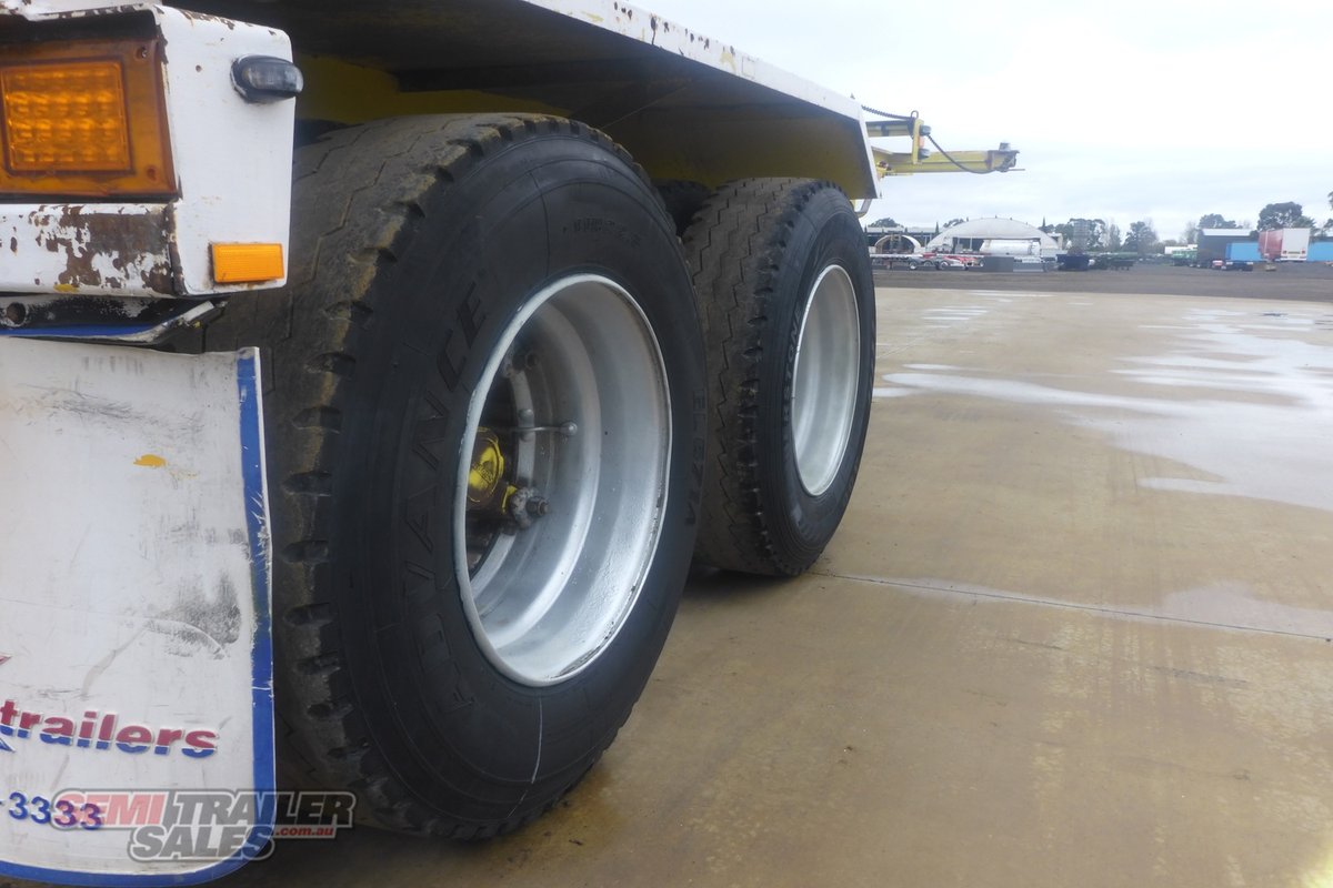 11/1995 KRUEGER 20FT SKEL TRAILER