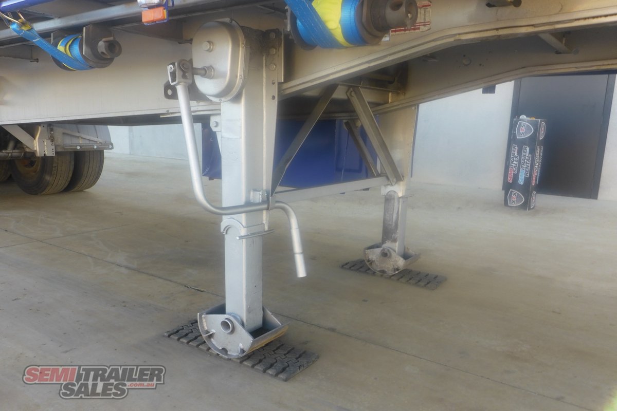 04/2008 KRUEGER 12 PALLET FLAT TOP A TRAILER