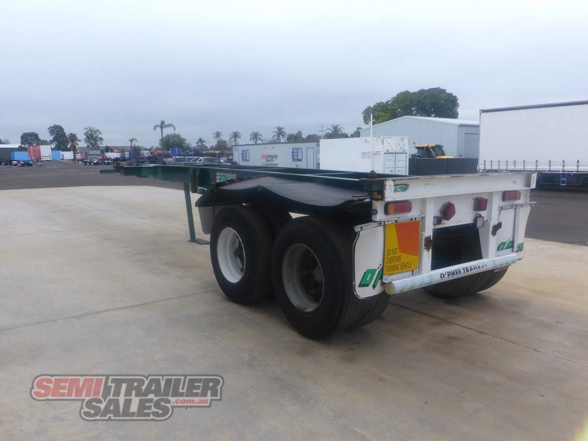 1980 MCGRATH 20FT SKEL TRAILER