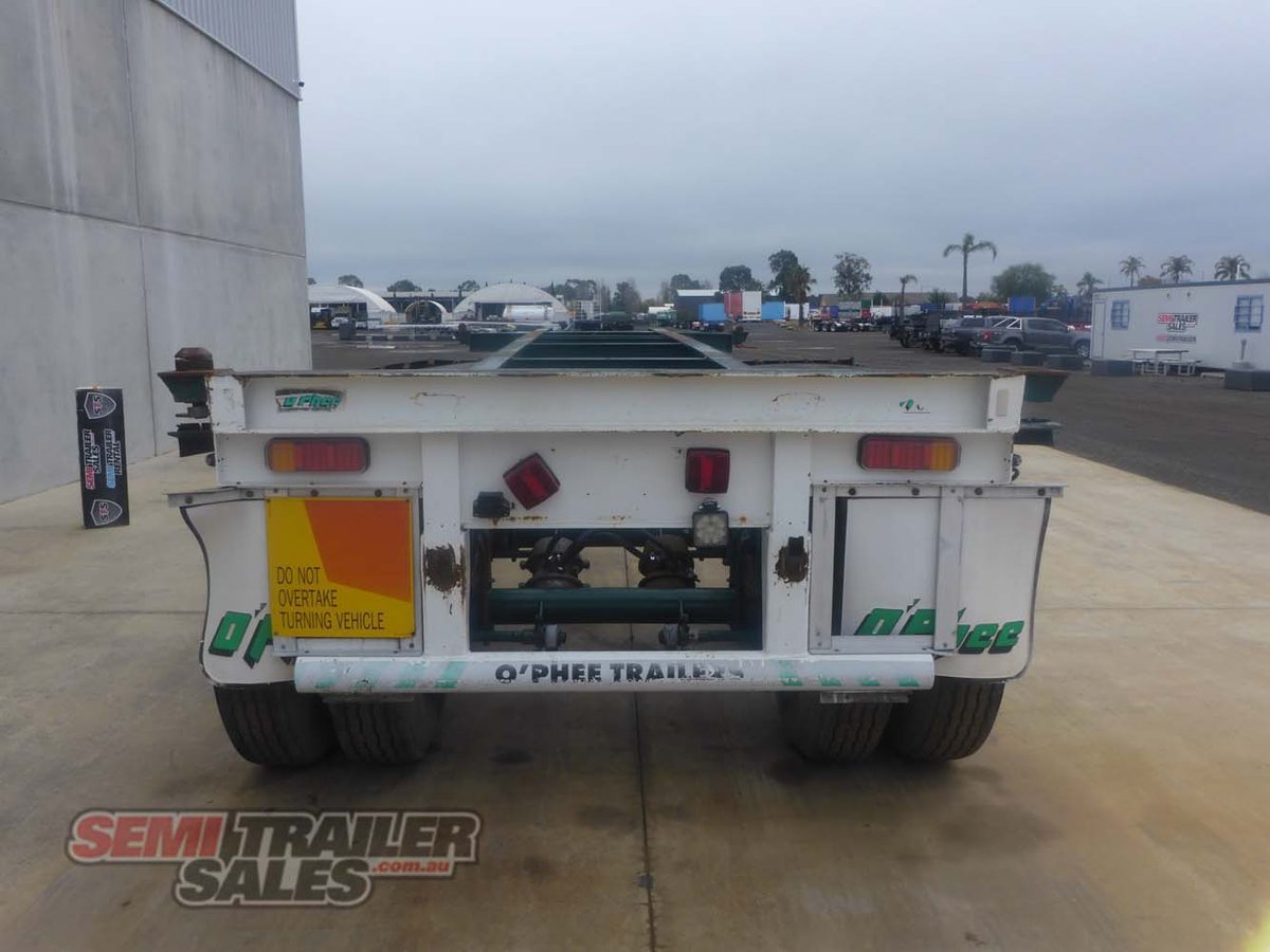 1980 MCGRATH 20FT SKEL TRAILER
