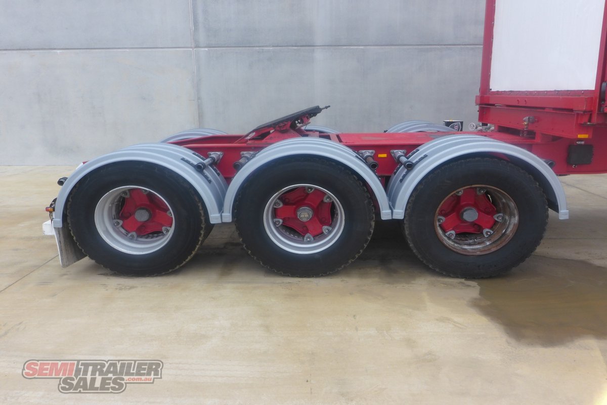 06/2002 BARKER 12 PALLET CURTAINSIDER A TRAILER (REMOVEABLE BODY)