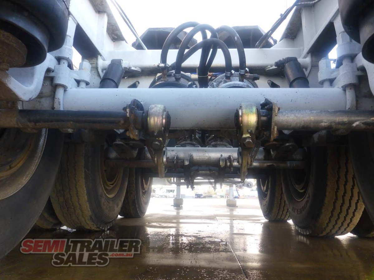 05/2007 KRUEGER 12 PALLET CURTAINSIDER A TRAILER
