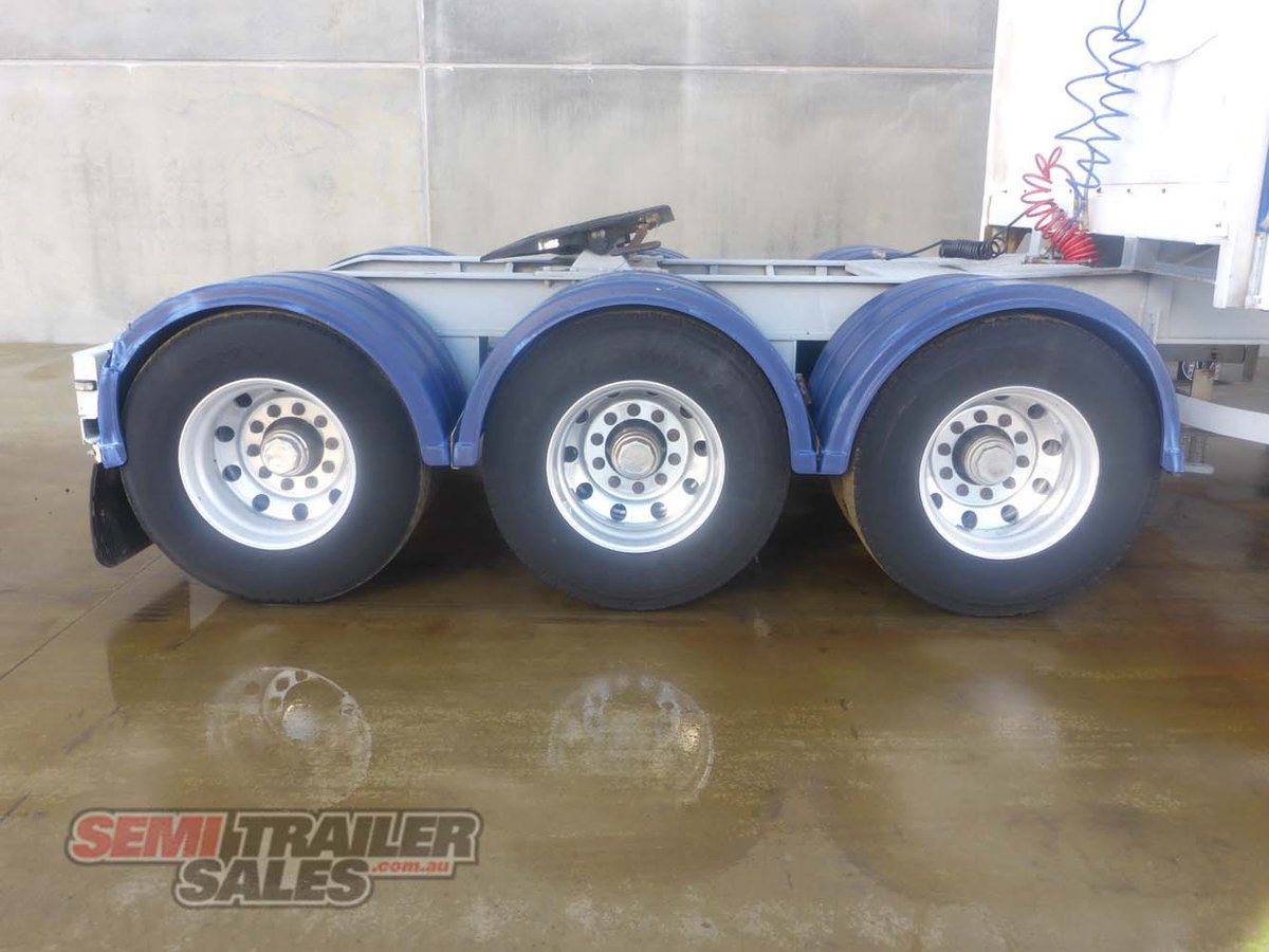 05/2007 KRUEGER 12 PALLET CURTAINSIDER A TRAILER