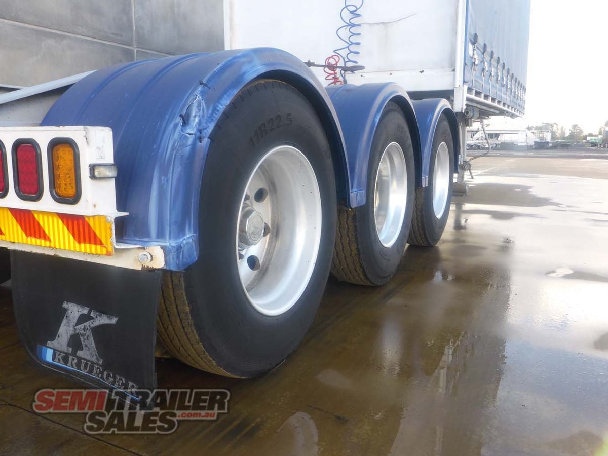 05/2007 KRUEGER 12 PALLET CURTAINSIDER A TRAILER