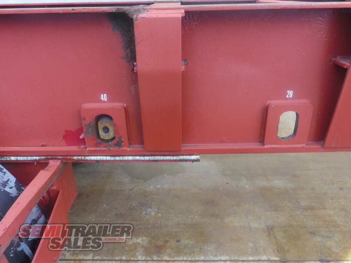08/1997 FREIGHTER 30-40FT RETRACTABLE SKEL TRAILER