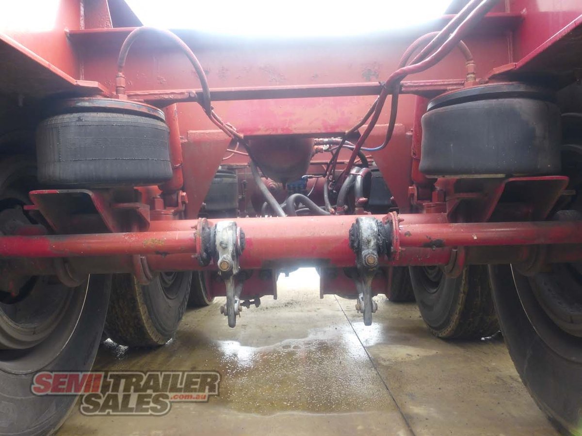 08/1997 FREIGHTER 30-40FT RETRACTABLE SKEL TRAILER