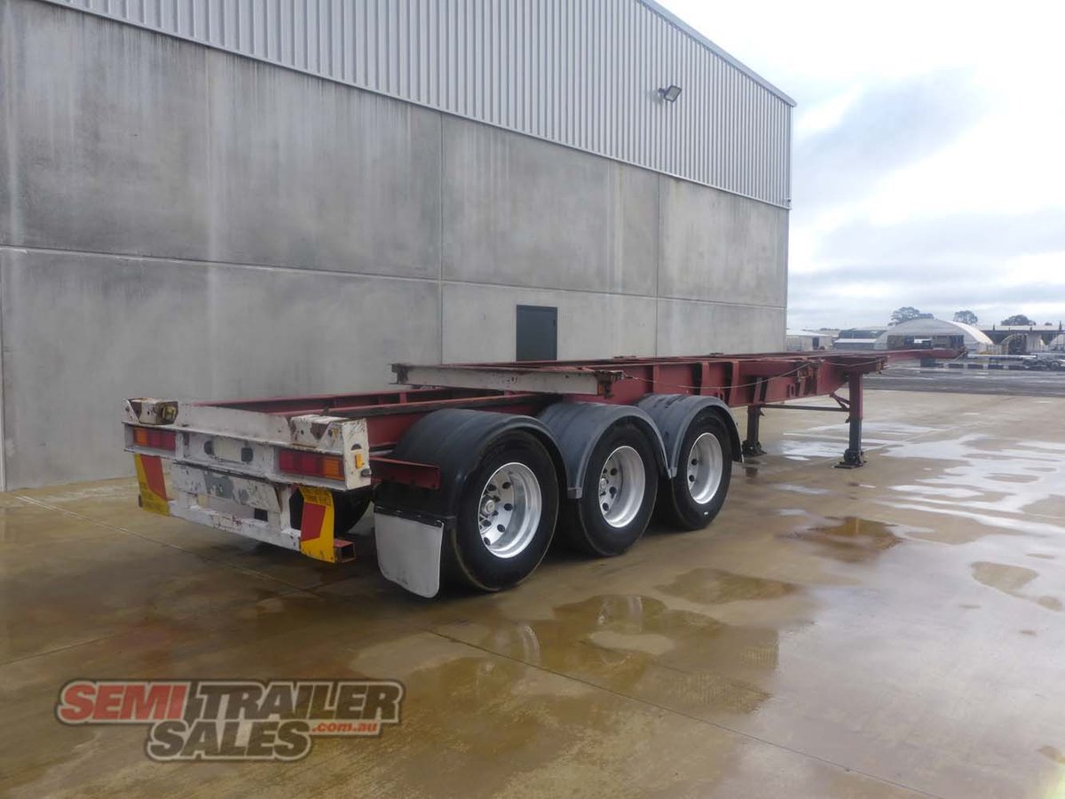 08/1997 FREIGHTER 30-40FT RETRACTABLE SKEL TRAILER